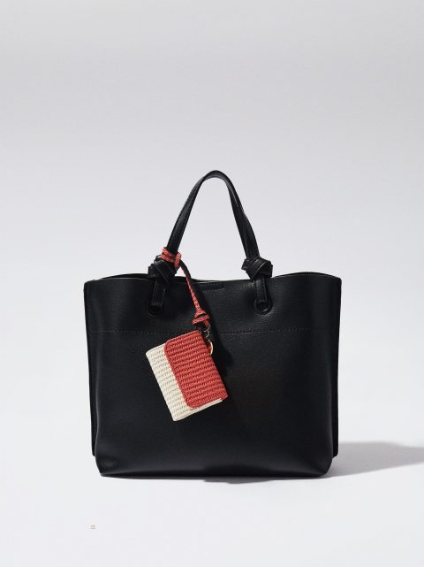 Nákupné Tašky Parfois Everyday Tote With Pendant Damske Čierne | SK-RY4807691